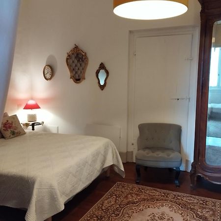 الشقق الفندقية إيسّودافي  Le Logis De Saint Cyr المظهر الخارجي الصورة