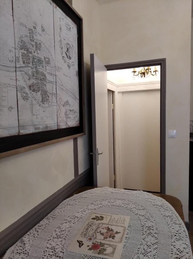 الشقق الفندقية إيسّودافي  Le Logis De Saint Cyr المظهر الخارجي الصورة